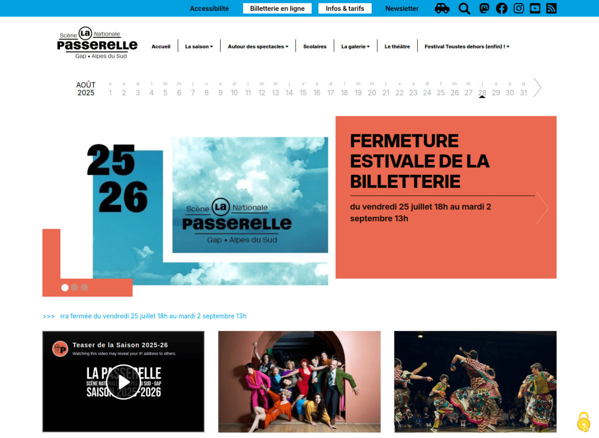 Page d'accueil du site avec bandeau menu, agenda sur une ligne, slider à la une avec visuel et cartouche coloré suivi de lignes de 3 éléments pour présenter les prochaines spectacles