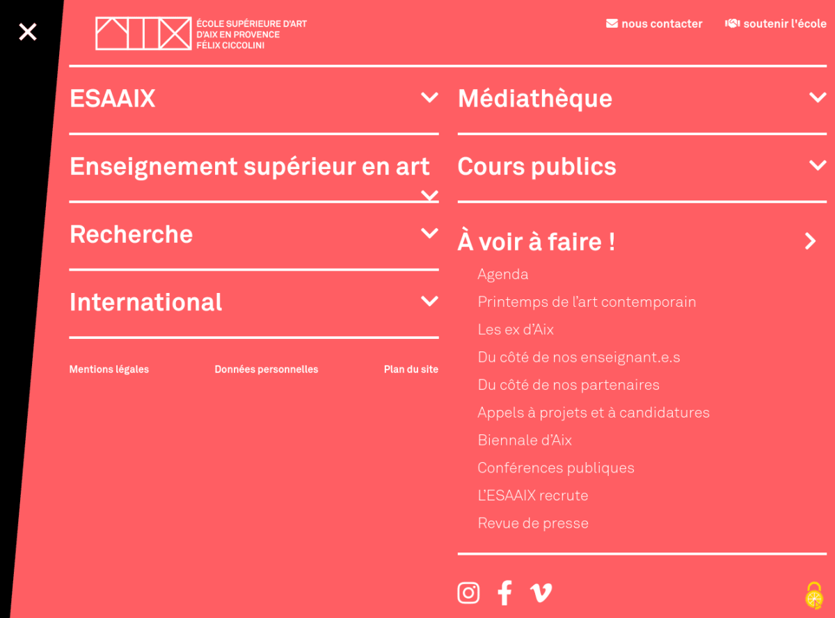 Détail du menu, texte blanc sur fond saumon. Liste des rubriques et articles du site.