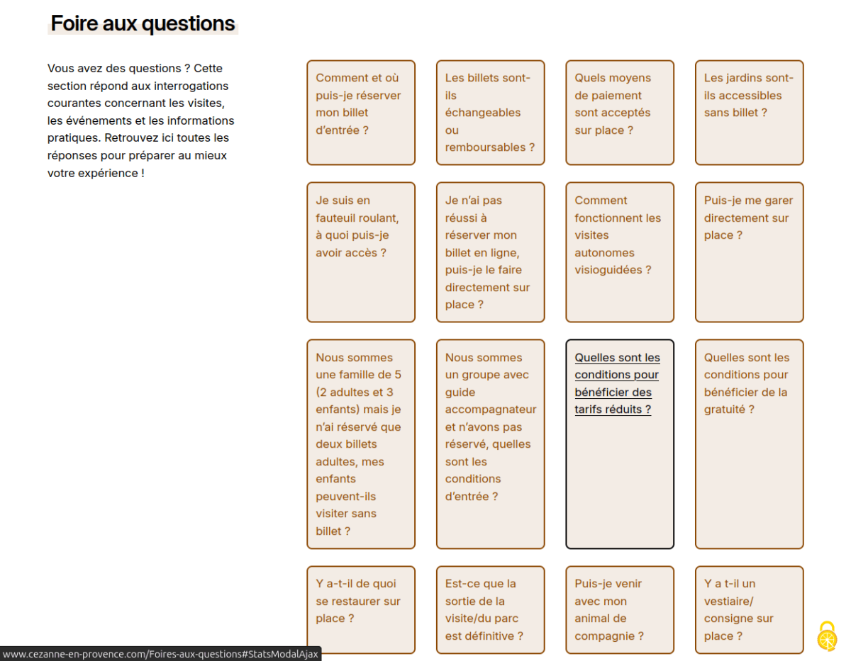 Description des FAQ et 4 blocs par lignes, sur plusieurs lignes, affichant les questions disponibles.